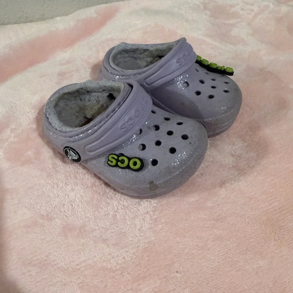 CROCS Kids Slippers in Sparkly Lavender